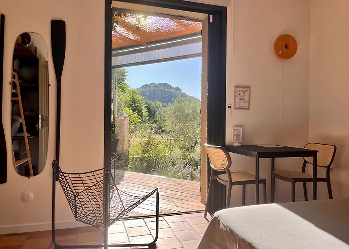 בית אירוח Casa Augusta *