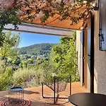 Homestay Casa Augusta Riez