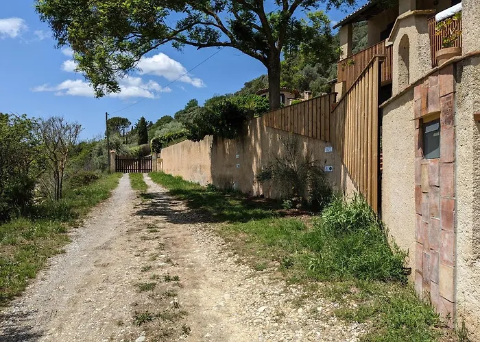 Homestay Casa Augusta Riez